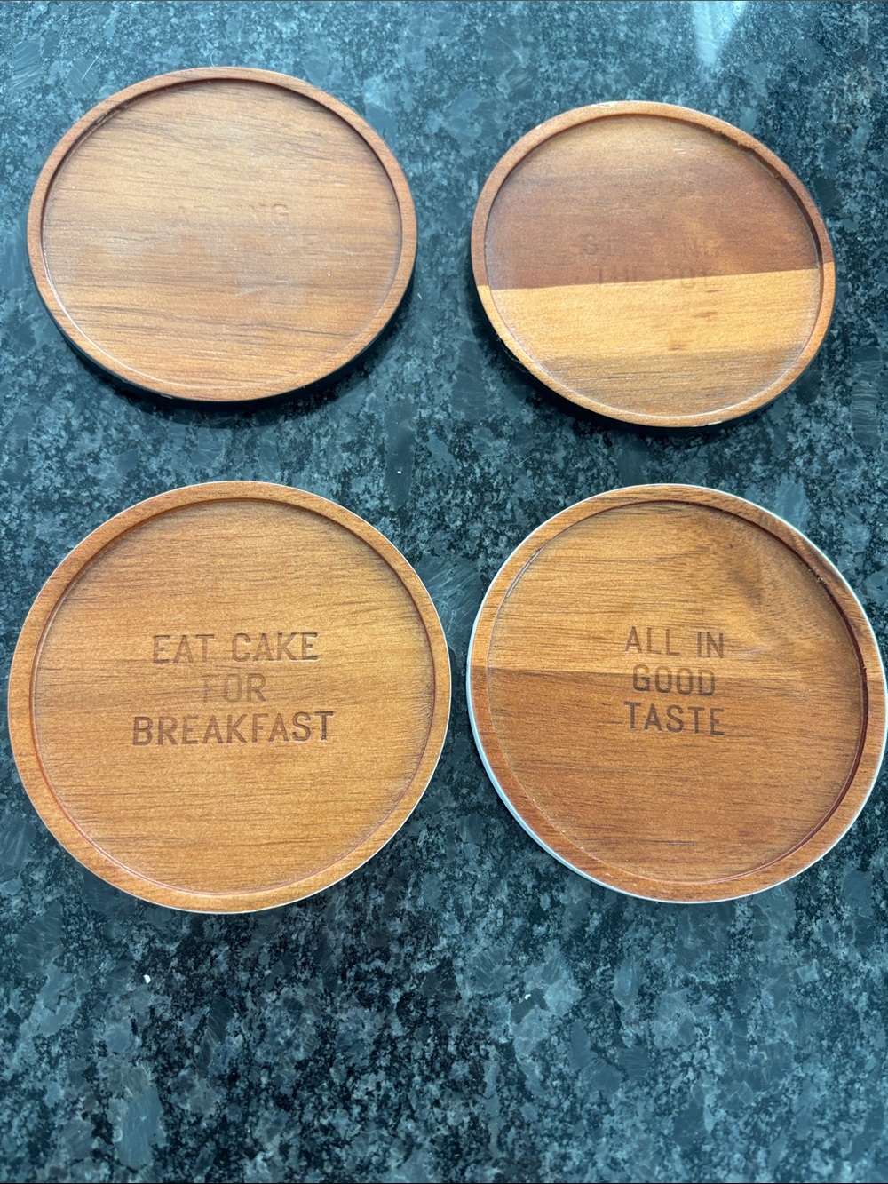 Kate spade Wooden Round Coasters Set - Brown